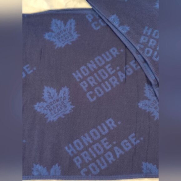 Toronto Maple Leafs Hockey Winter Scarf w/ Fringe NHL Sports  Unisex - Picture 6 of 9